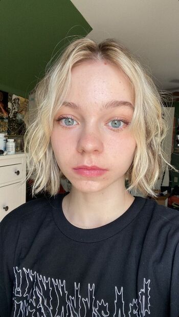 Emma Myers