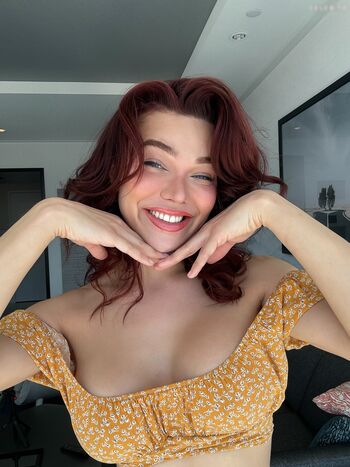 Emma Rose | OhItsEmmaRose