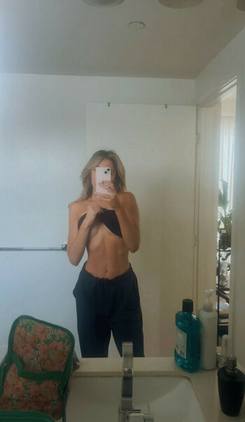 Emmy Corinne