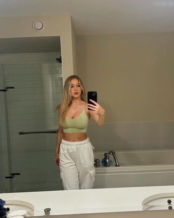 Emmy Welyki