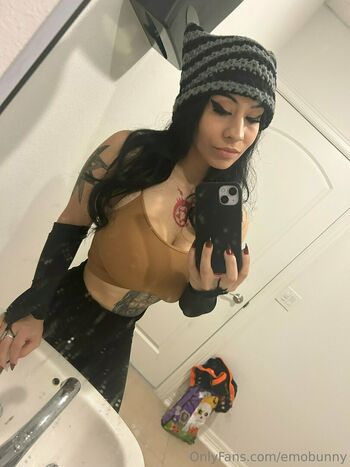 emobunny