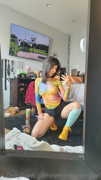 Emostonergorl