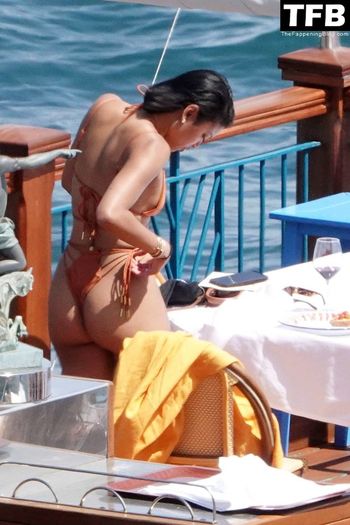 Eniko Hart