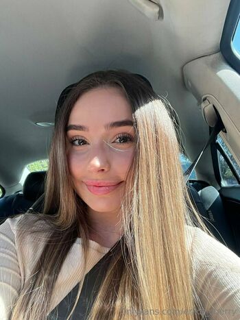 erika_cherry
