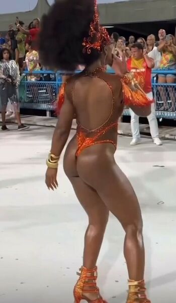 Erika Januza