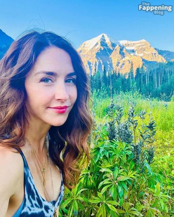 Erin Karpluk