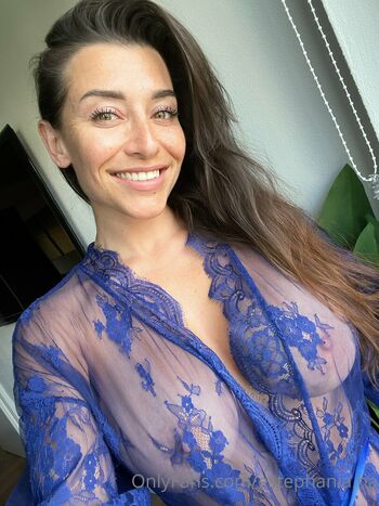 Estephania Ha