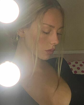 Ester Exposito