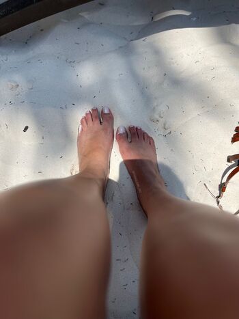 etherealdemie_feet