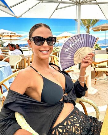 Eva LaRue
