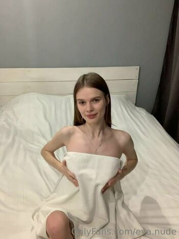 eva.nude11