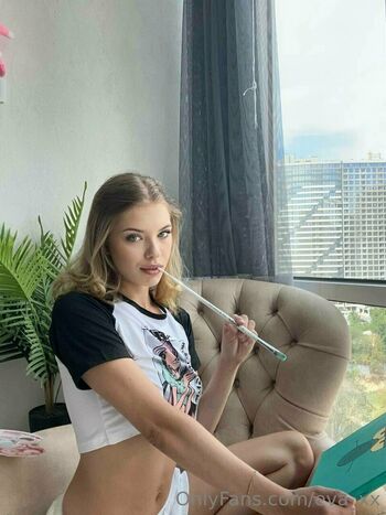 eva_xx