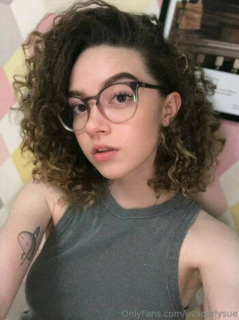 evacurlysue