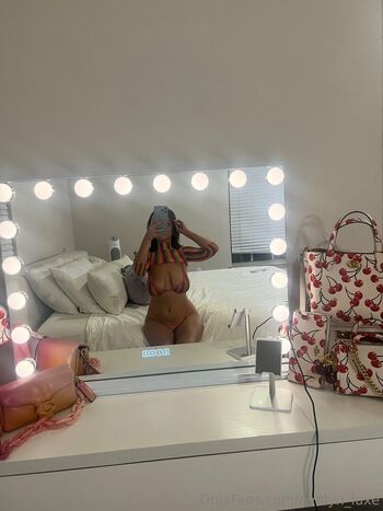 eve_luxe