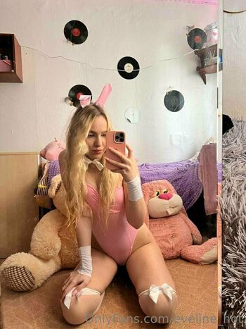 eveline_hot