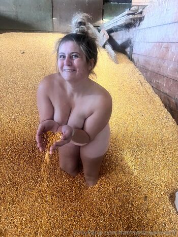 farmwifegonewild