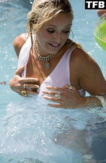 Fearne Cotton