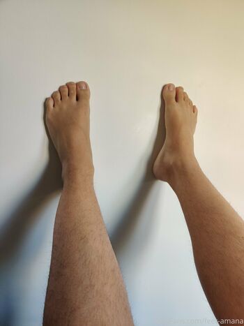 feet-amana