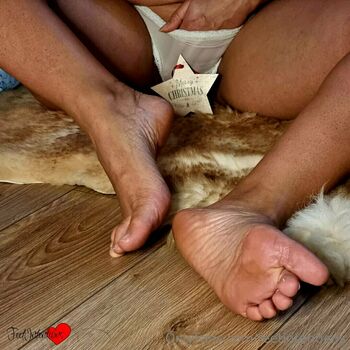 feetintentions