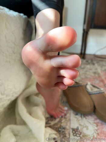 feetprincessjane