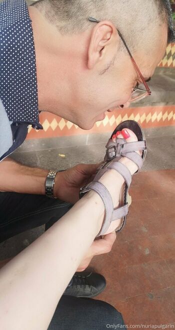 feetvampire