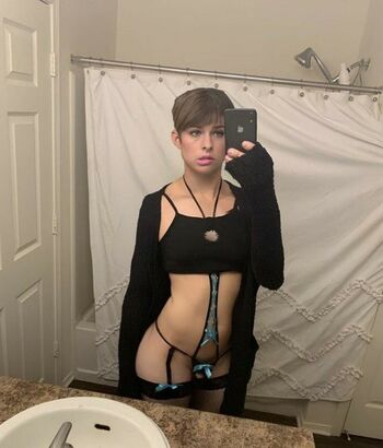 FemSlutBailey