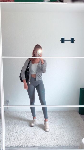 Fiona KJ