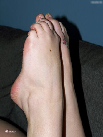 Footlovegirls