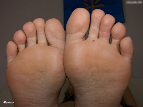 Footlovegirls