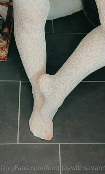 footplaywithsavanna