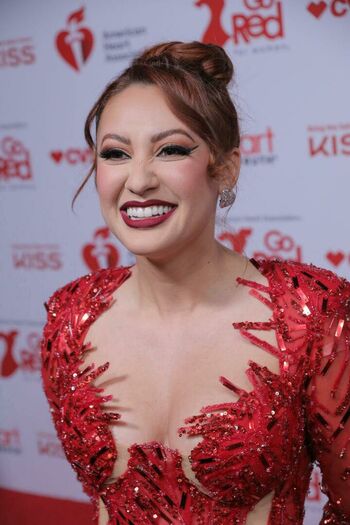 Francia Raisa