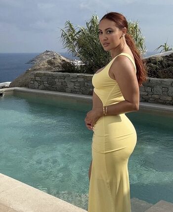 Francia Raisa