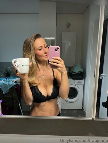 Frau_Jenna