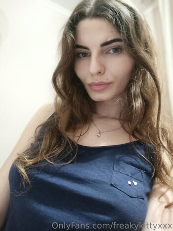 freakykittyxxx