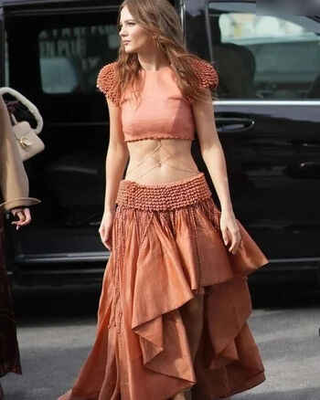 Freya Allan