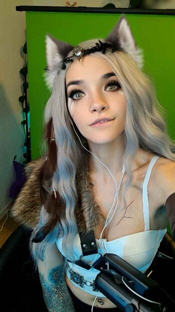 Freyja Luna / Eliska