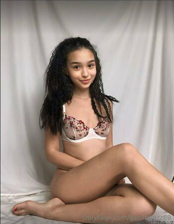 gabilopezz69