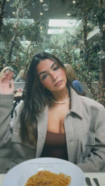 Gabriela Moura