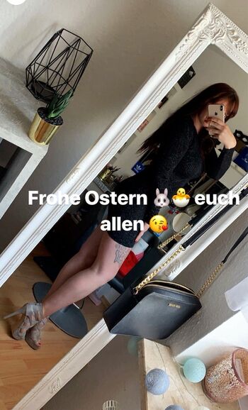 gelliii93_