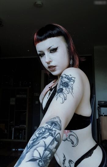 Ghoulfriendxx