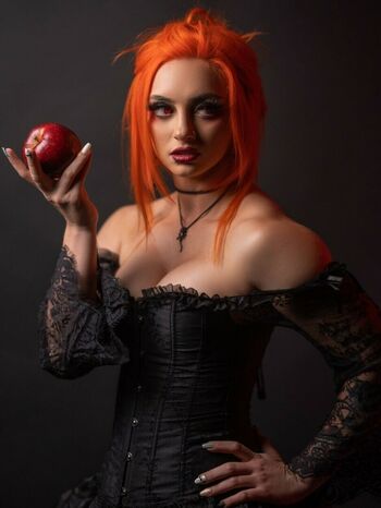 GiGi Dolan