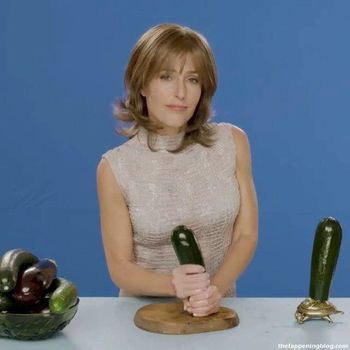 Gillian Anderson
