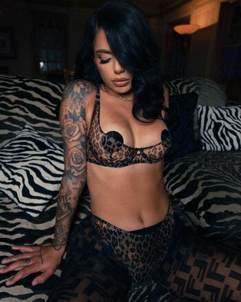 Gina Valentina
