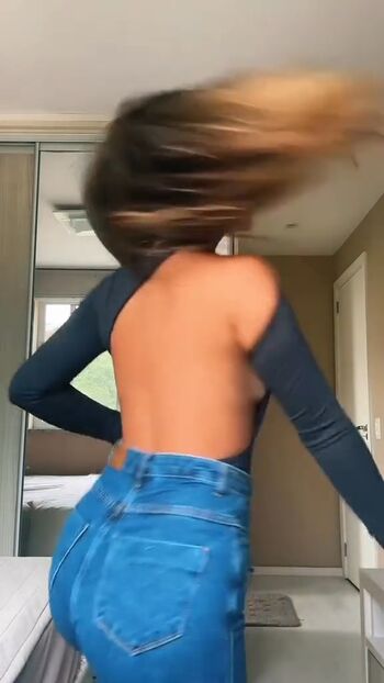 Giovana Canto