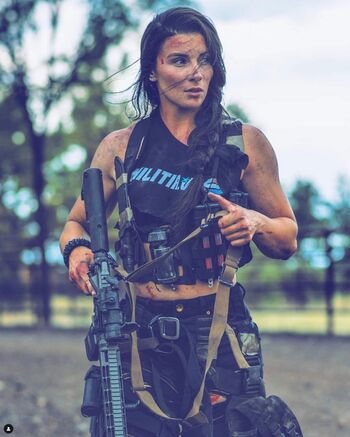 Girls With Guns