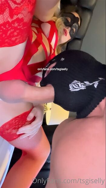 Giselly Angel