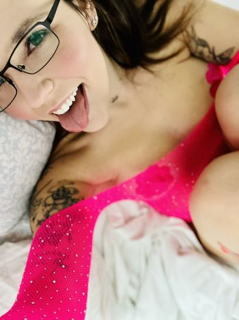 glassescutie24