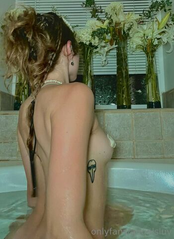 glitterbunnyx