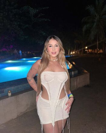 Gonzalez M. Laura