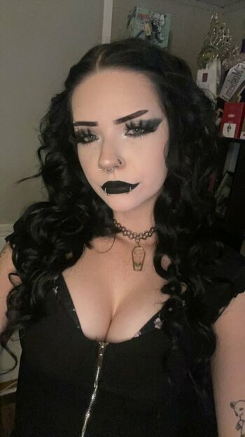 gothichorrorcliche